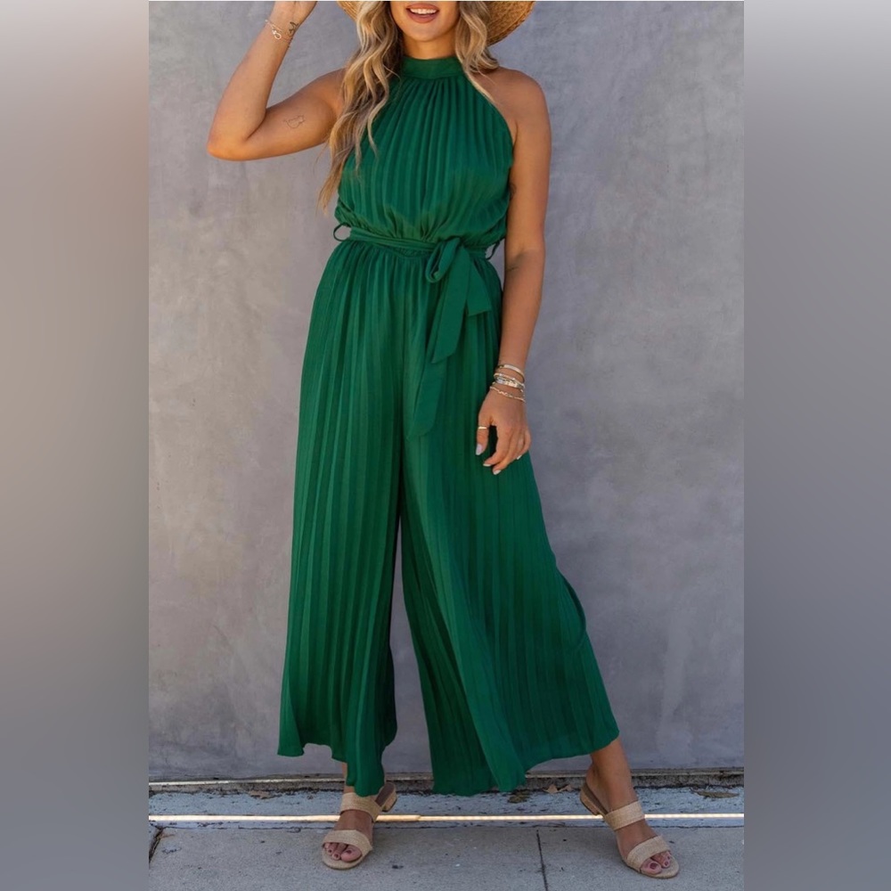 Halter Neck Pleated Wide Leg Jumpsuit with Belt | Green - Picture 4 of 7